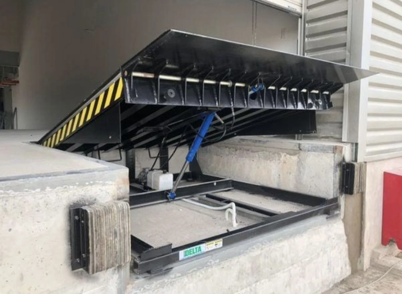 Loading Dock Systems & Equipment — image 8